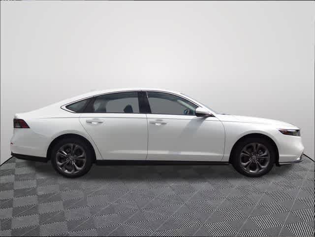 Used 2024 Honda Accord EX image 4