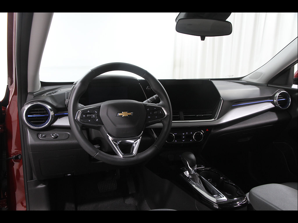 Certified 2024 Chevrolet Trax LT w/ Driver Confidence Package FWD image 6