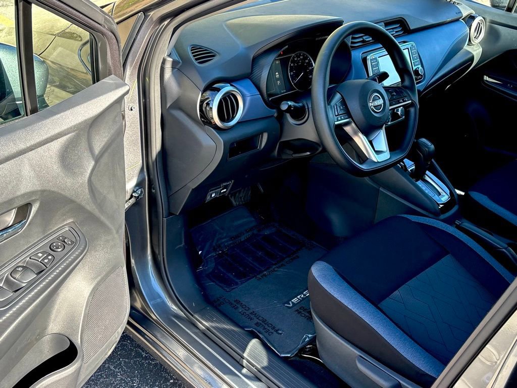 New 2025 Nissan Versa SV w/ Trunk Package image 6