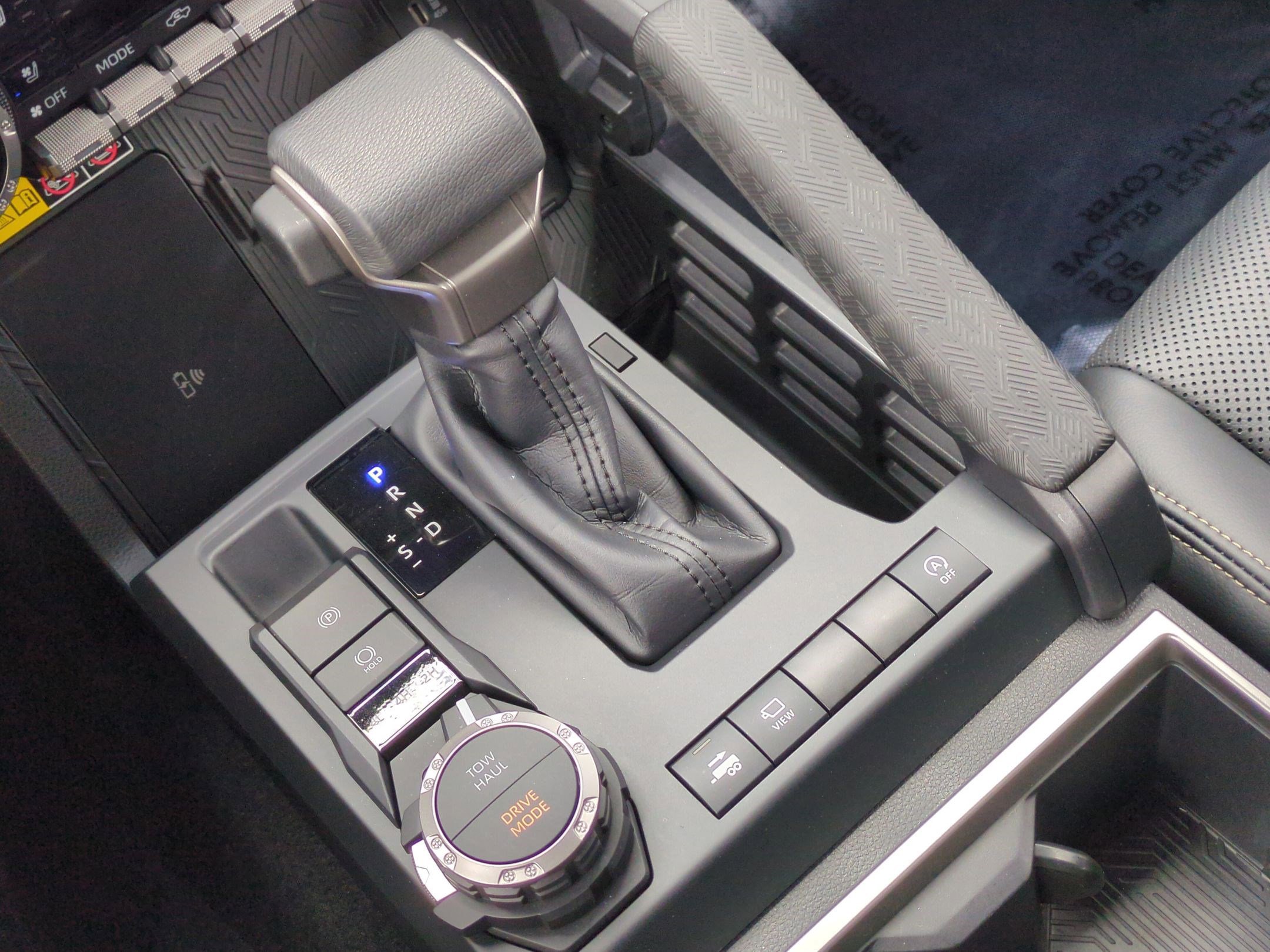 Used 2024 Toyota Tacoma Limited AWD/4WD image 19