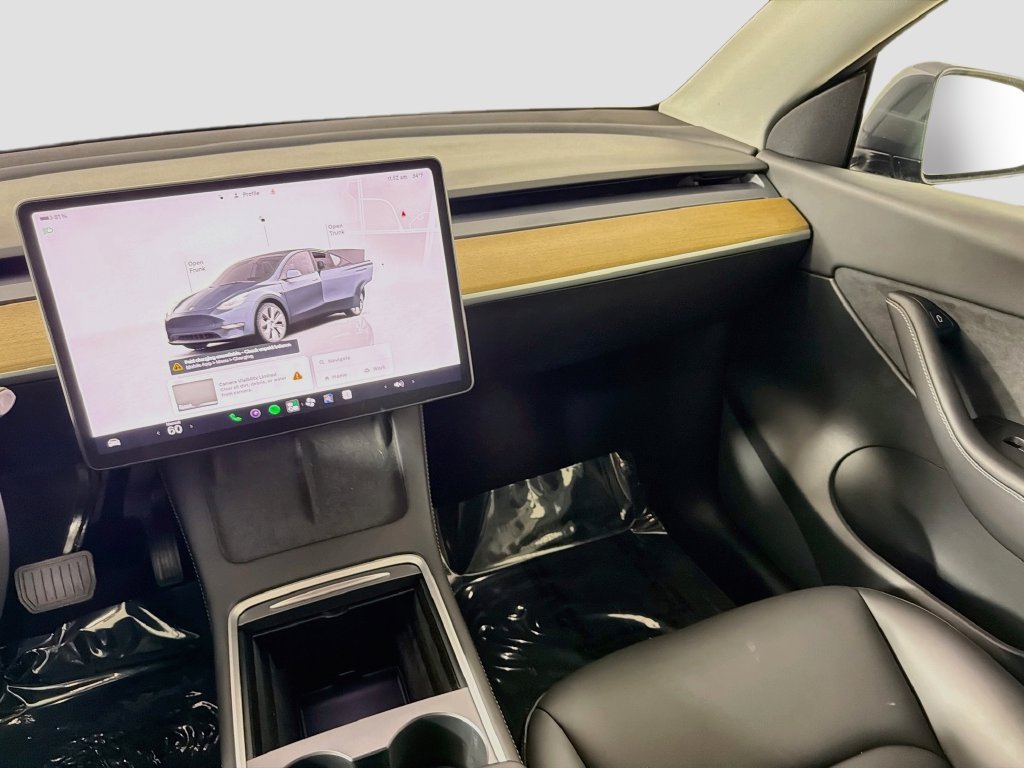 Used 2022 Tesla Model Y Long Range AWD/4WD image 25