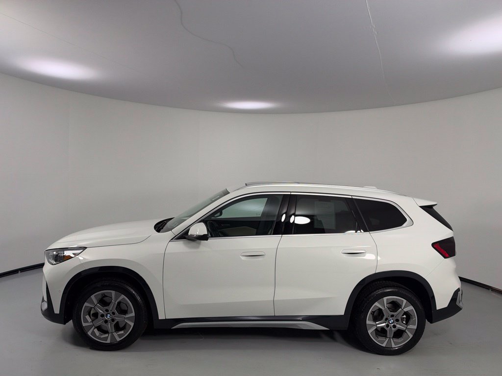 Certified 2025 BMW X1 xDrive28i w/ Premium Package AWD/4WD image 5
