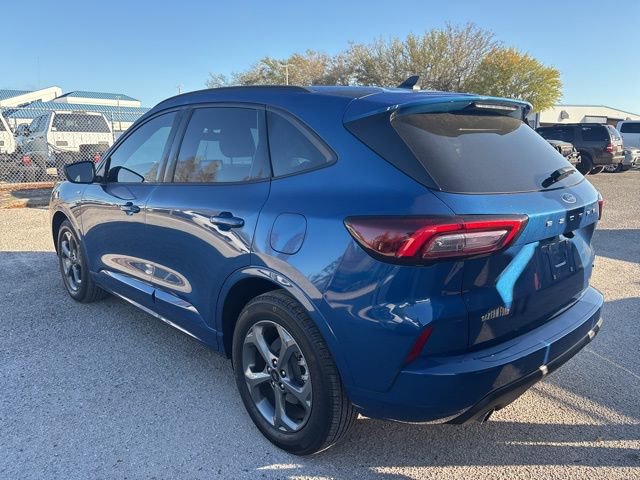 Used 2023 Ford Escape ST-Line w/ Equipment Group 301A image 7