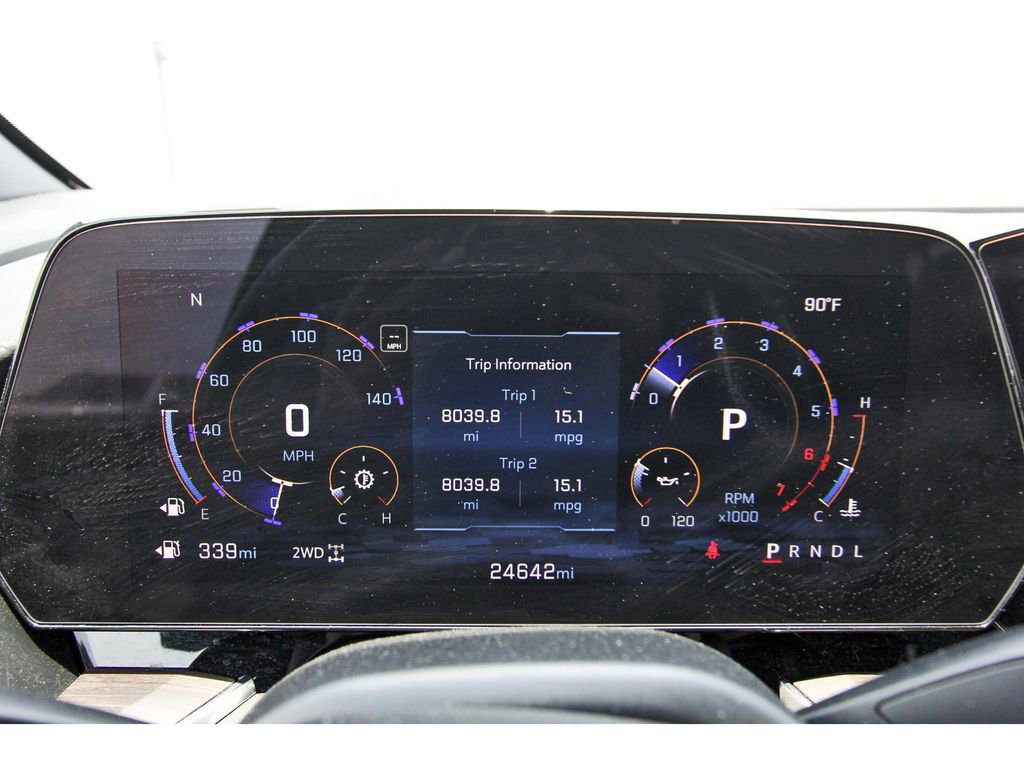 Used 2025 Chevrolet Suburban Z71 AWD/4WD image 14
