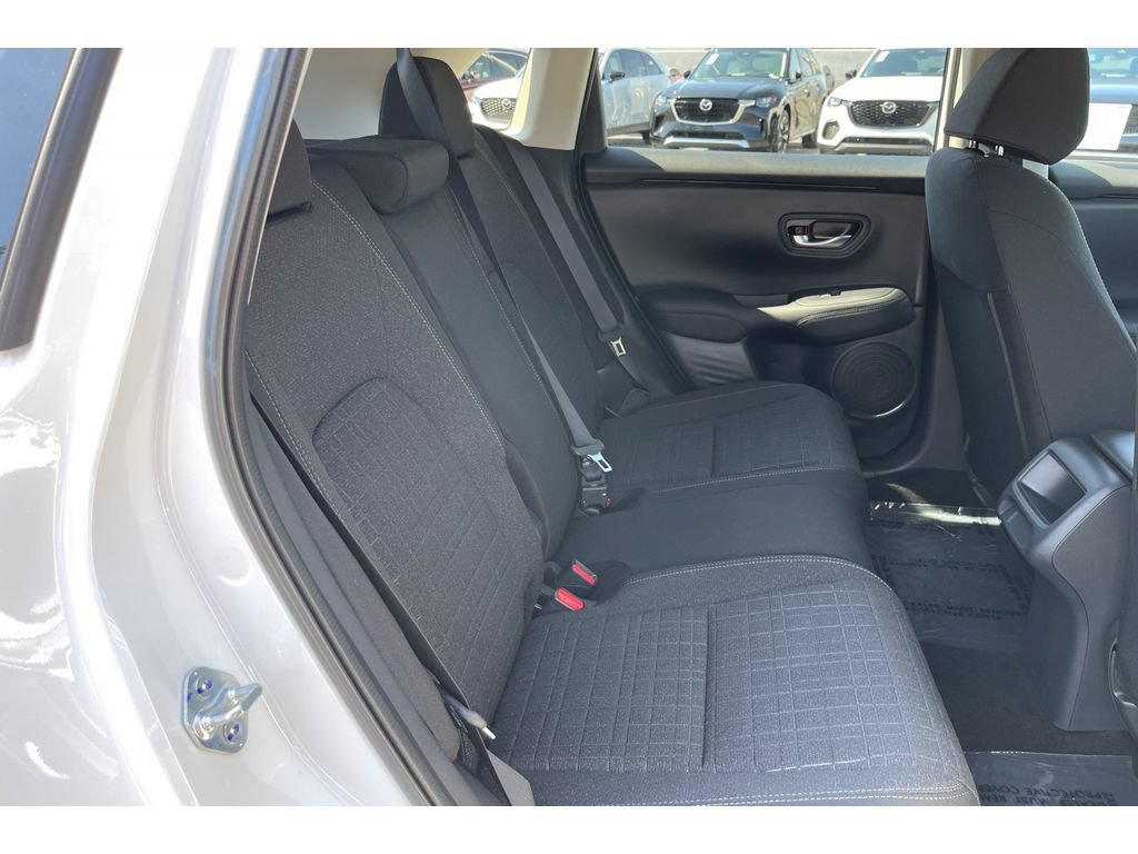 Certified 2027 Honda HR-V LX image 18
