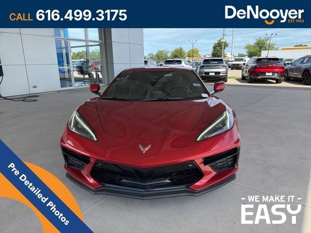 Used 2023 Chevrolet Corvette Stingray Premium Cpe w/ Z51 Performance Package RWD image 4