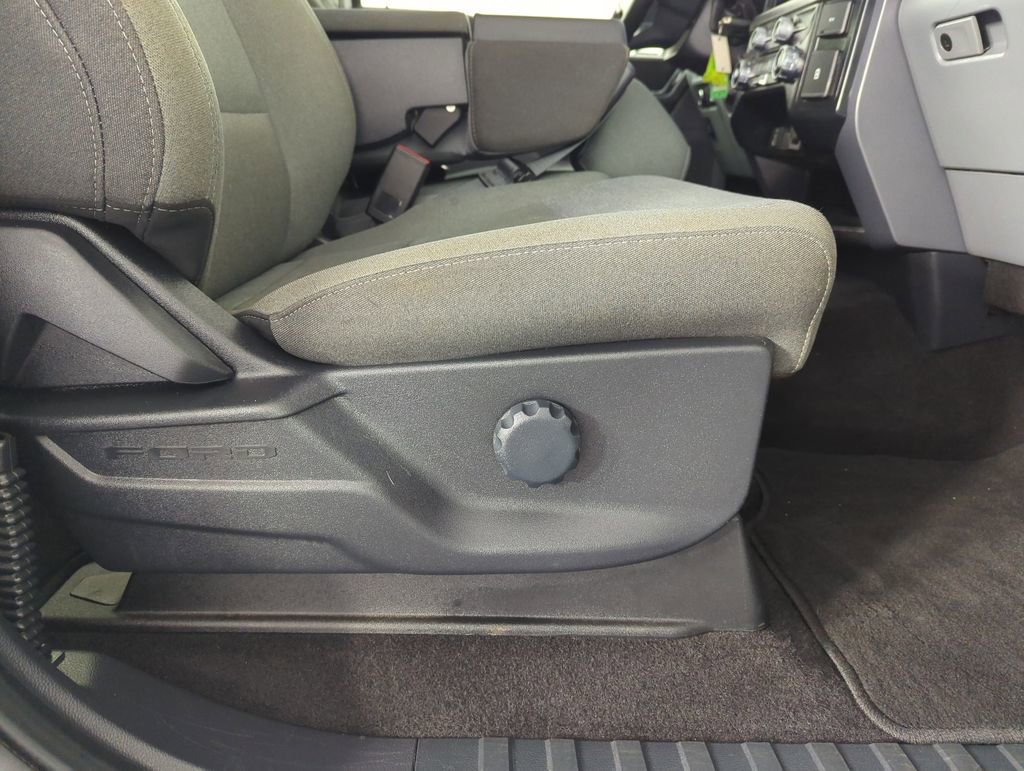 Used 2025 Ford F150 XLT w/ Equipment Group 301A Standard image 35