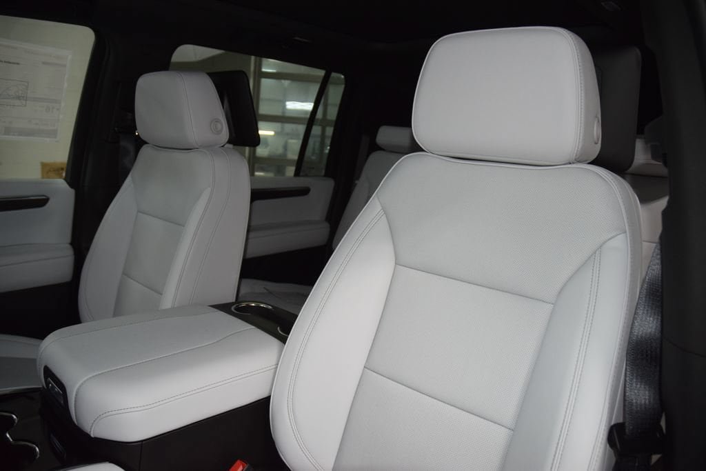 New 2026 Chevrolet Suburban Premier AWD/4WD image 42