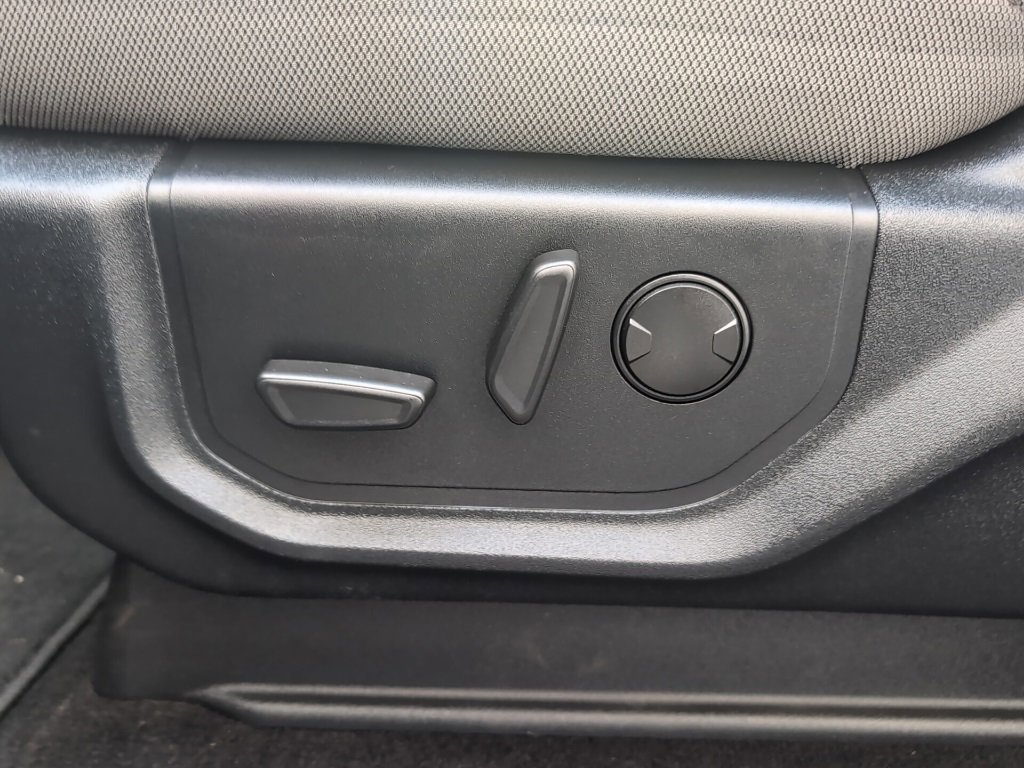 Certified 2019 Ford F150 XLT w/ Equipment Group 302A Luxury image 16