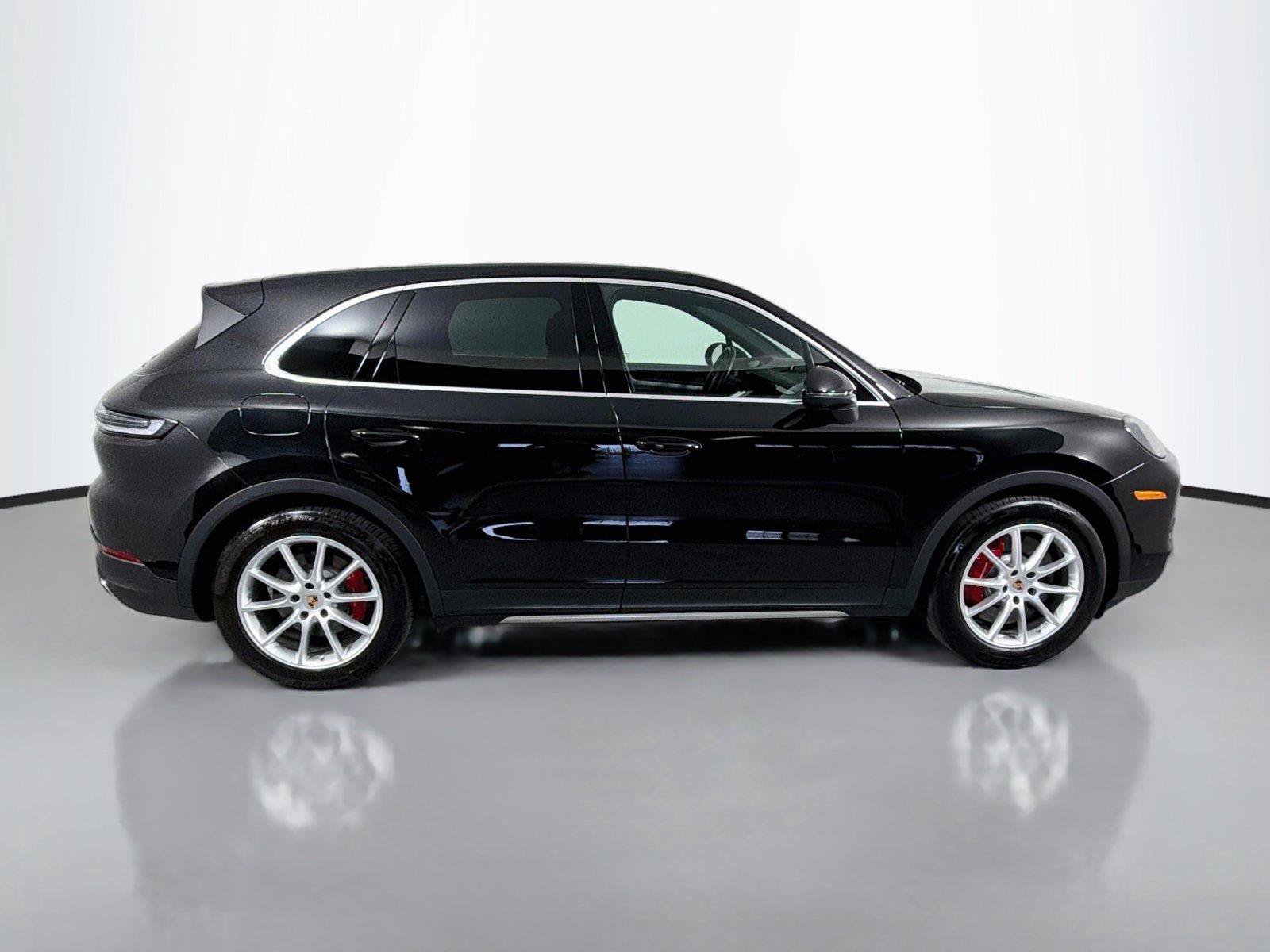 Certified 2026 Porsche Cayenne S AWD/4WD image 8