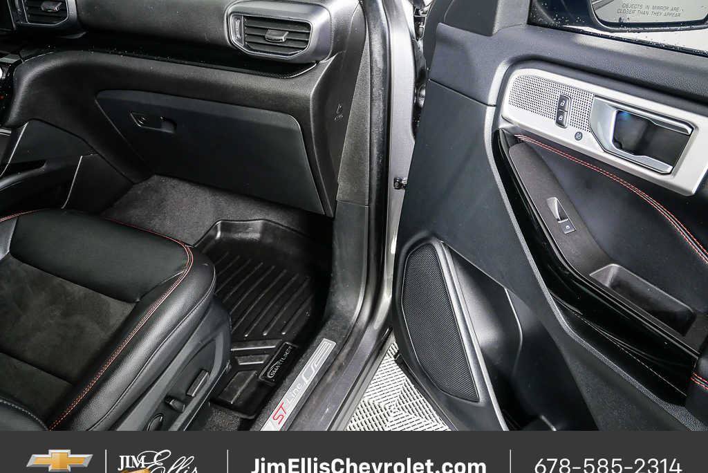 Used 2023 Ford Explorer ST-Line w/ Class IV Trailer Tow Package RWD image 25