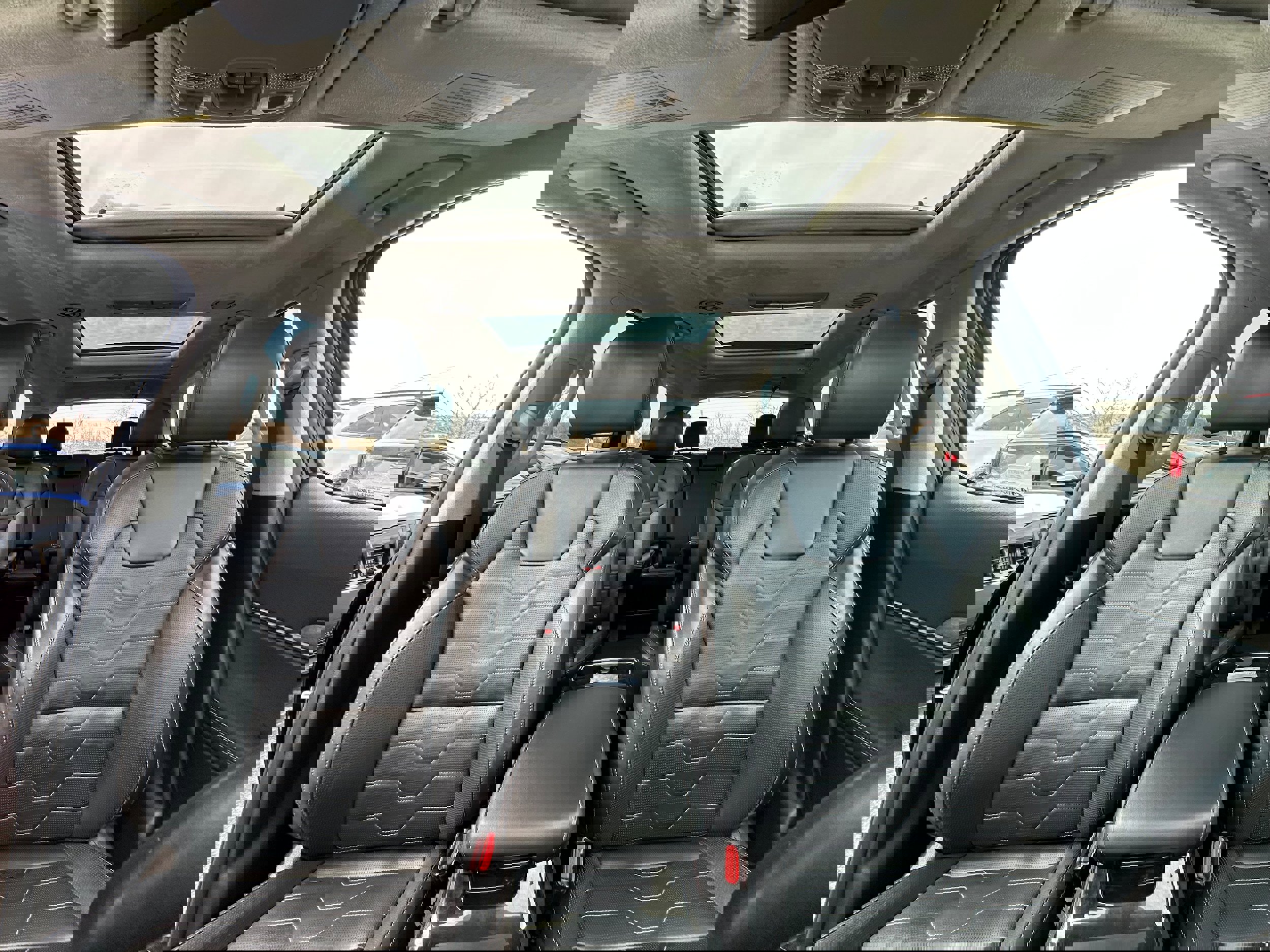 Used 2022 Kia Telluride SX w/ SX Prestige Package image 36