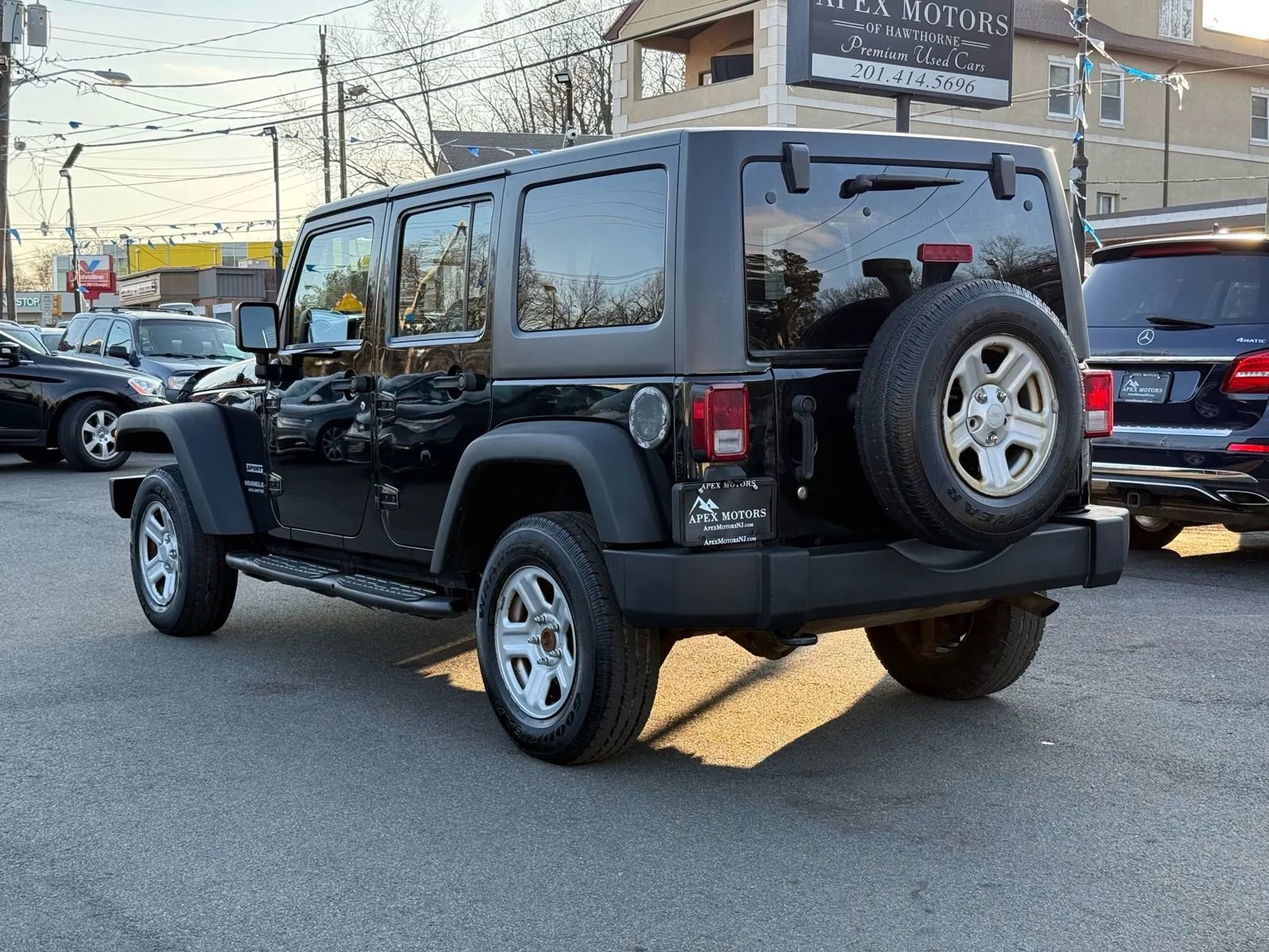 Used 2013 Jeep Wrangler Unlimited Sport image 5
