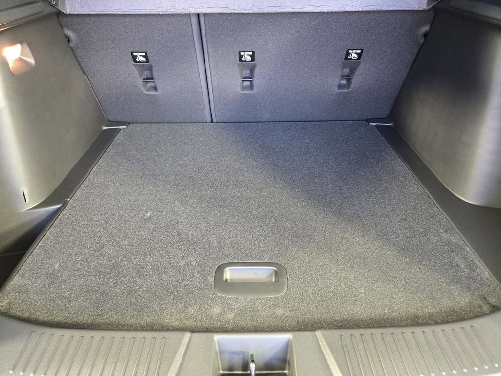 New 2026 Chevrolet Trax LT w/ Driver Confidence Package image 36