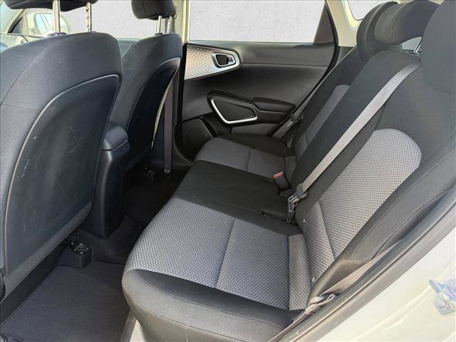 Used 2023 Kia Soul LX w/ LX Technology Package image 20