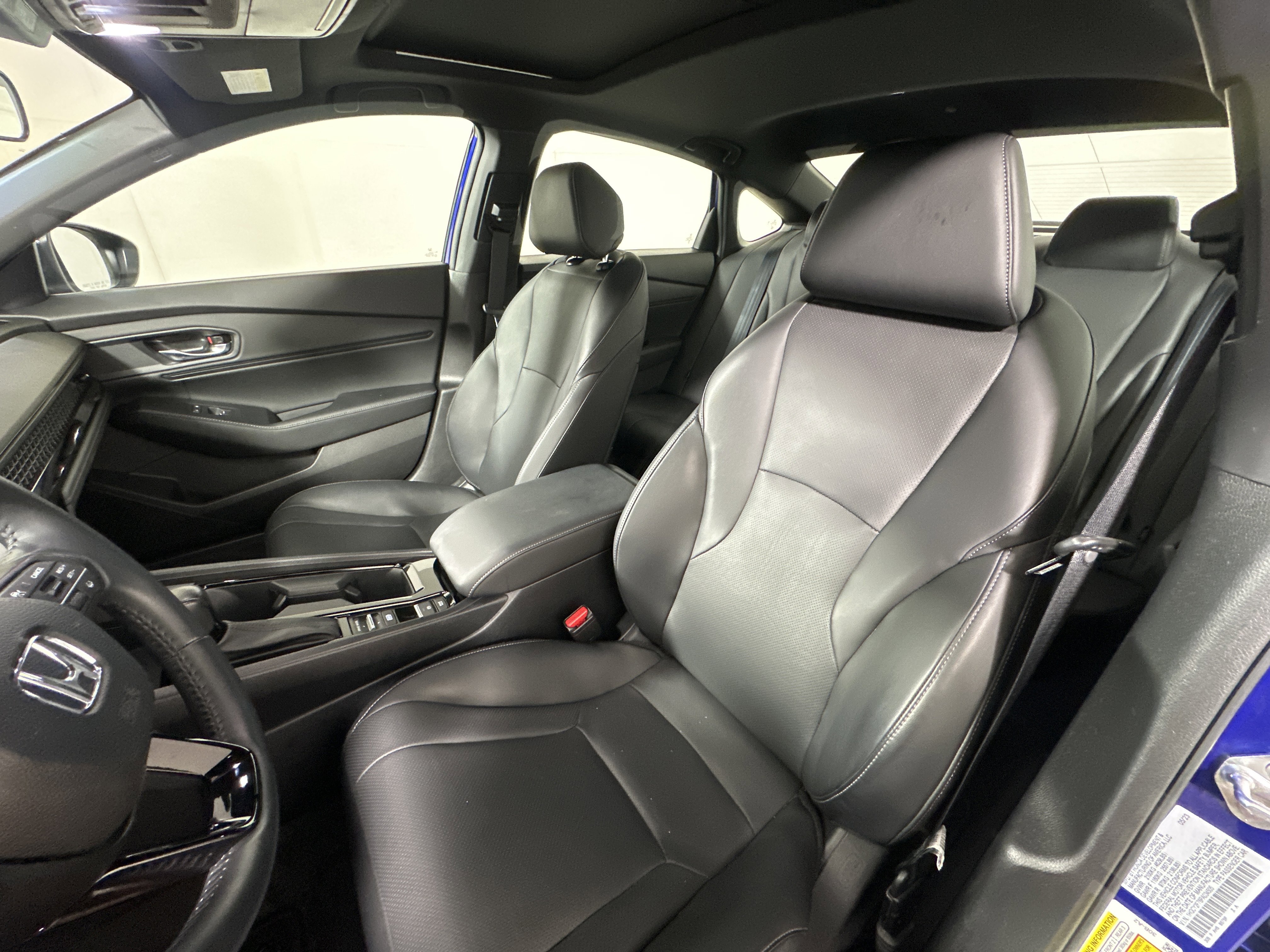 Used 2023 Honda Accord Sport image 9