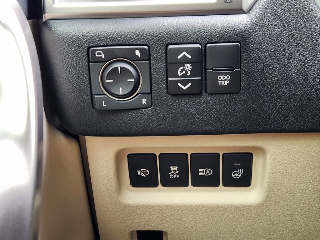 Used 2023 Lexus GX 460 Premium image 22