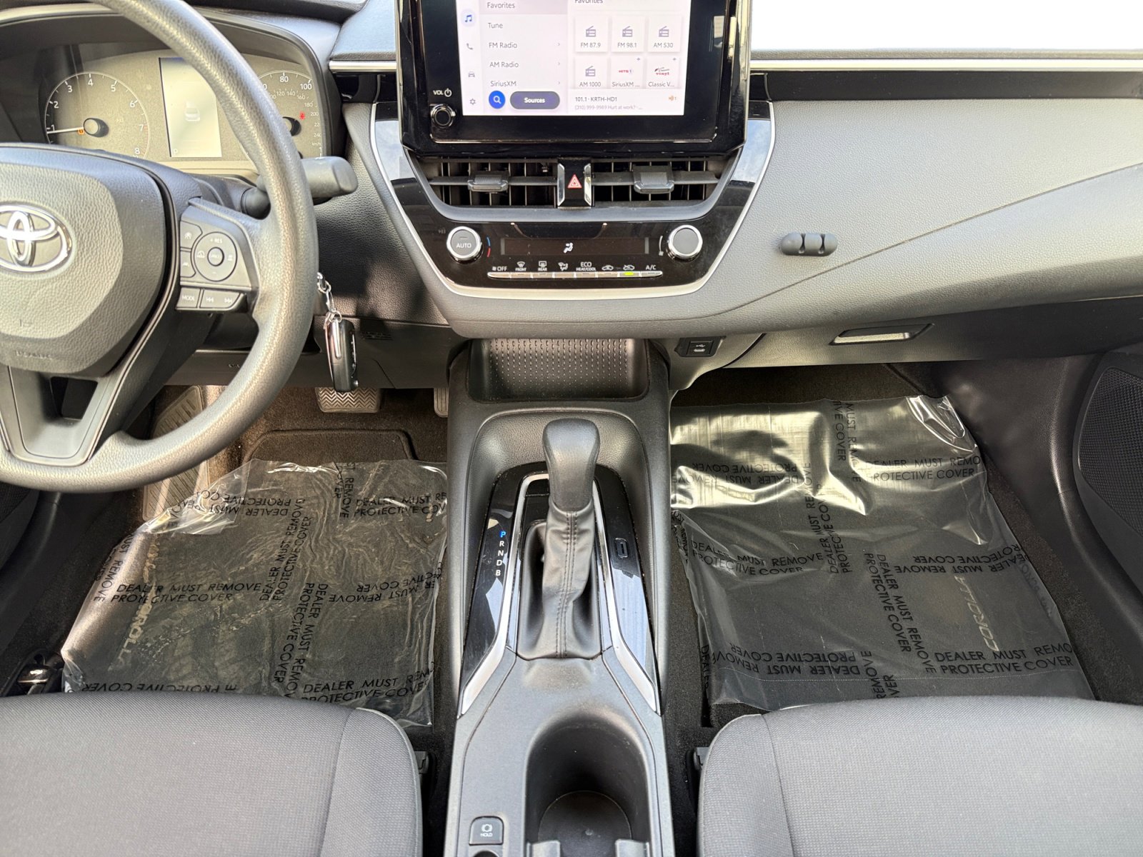 Used 2024 Toyota Corolla LE image 8