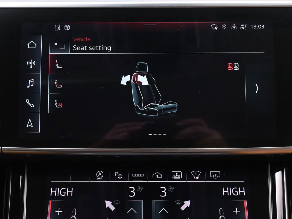 Used 2023 Audi S8 w/ S8 Comfort Plus Package AWD/4WD image 38