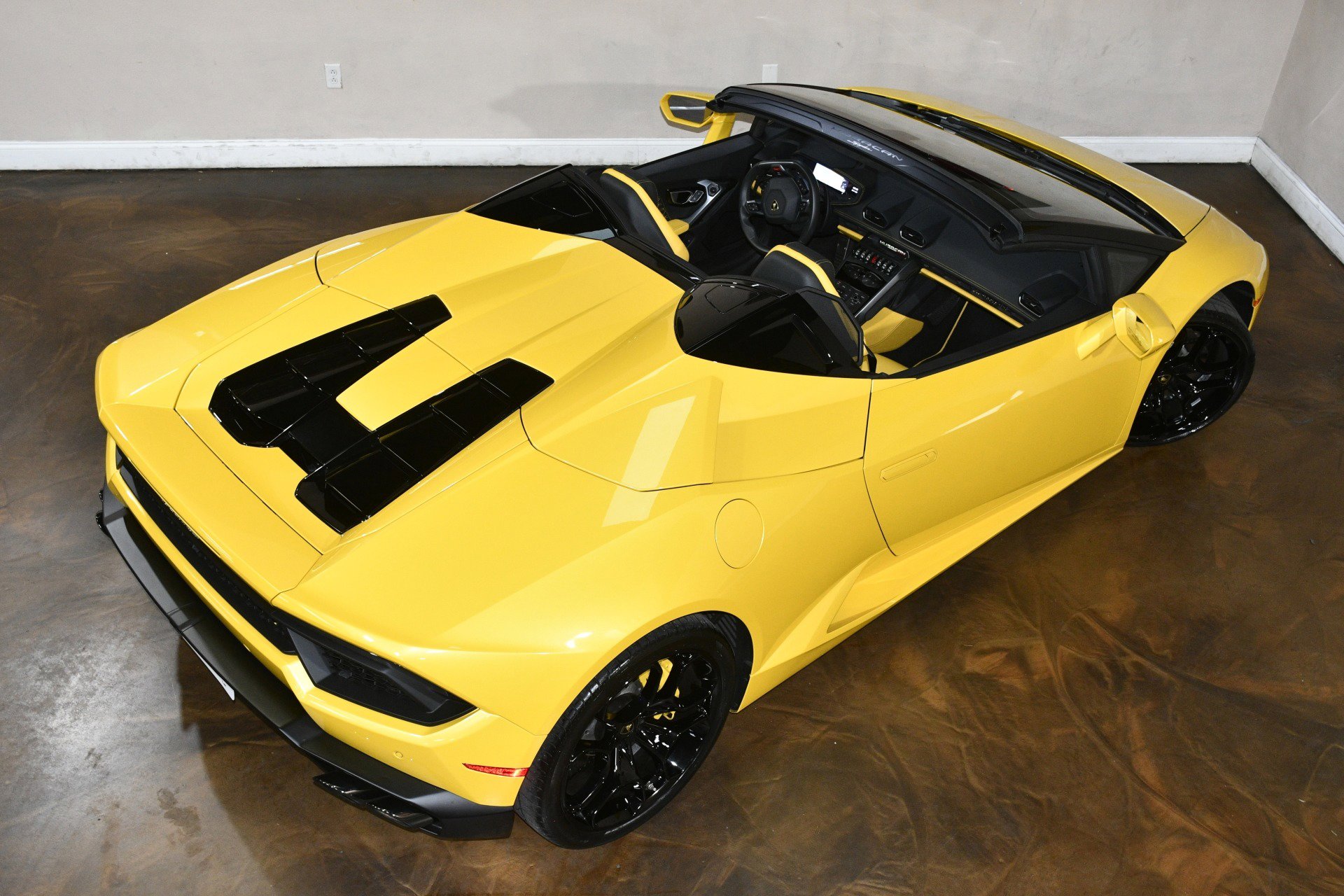 Used 2018 Lamborghini Huracan LP 580-2 image 74