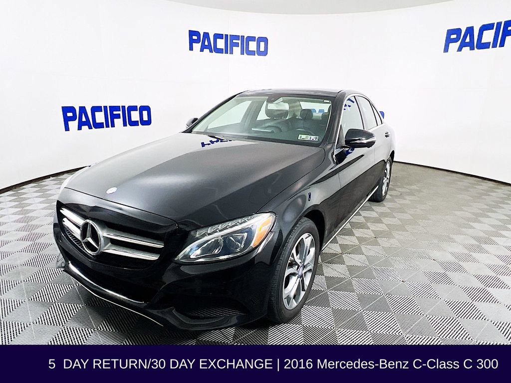 Used 2016 Mercedes-Benz C 300 4MATIC Sedan image 3