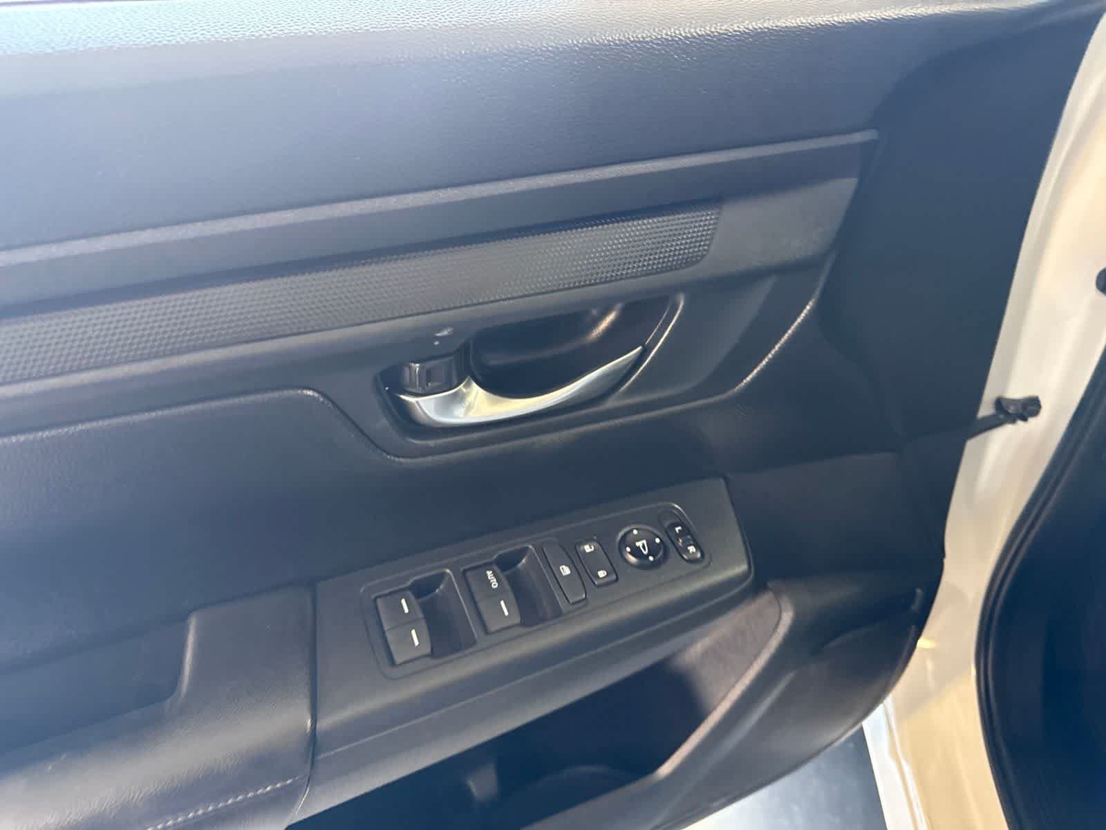 Used 2024 Honda CR-V LX image 15