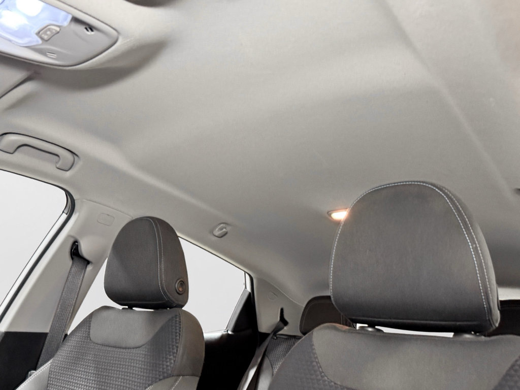 Used 2022 Chevrolet Bolt LT FWD image 23