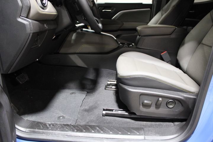 New 2026 Chevrolet Colorado ZR2 w/ Midnight Edition image 15