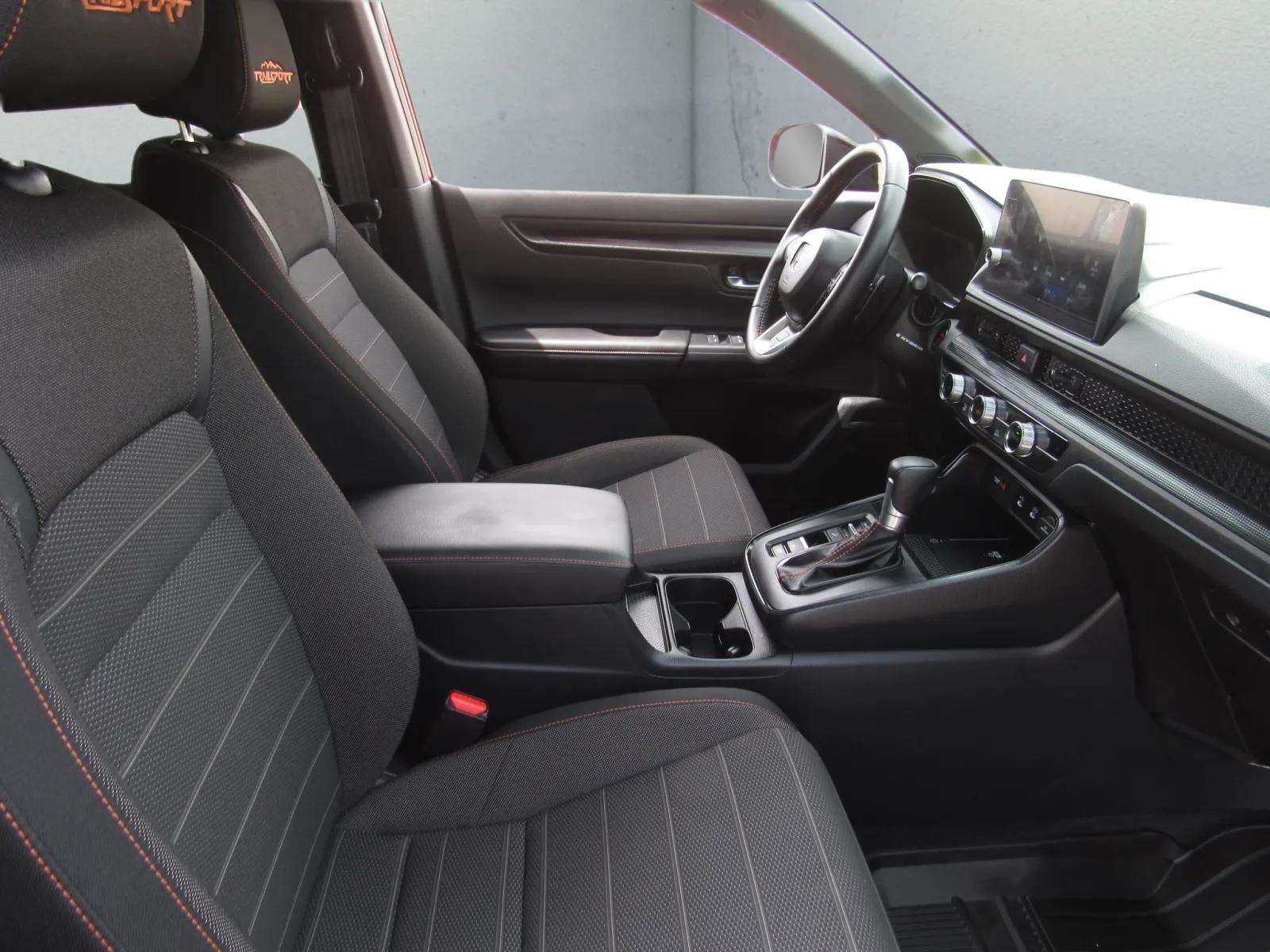 Certified 2026 Honda CR-V TrailSport image 9