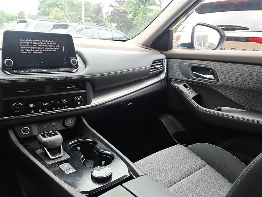 Used 2023 Nissan Rogue SV AWD/4WD image 15