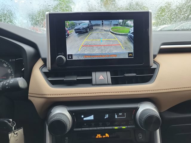 Used 2025 Toyota RAV4 LE FWD image 21
