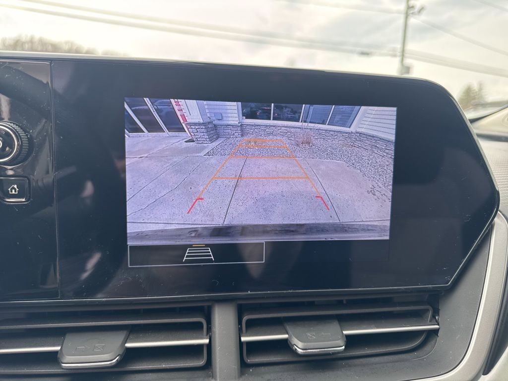 Used 2024 Chevrolet Trax LS image 20