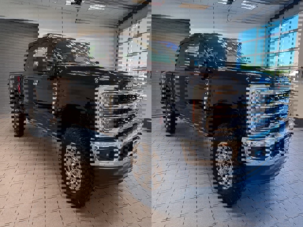 New 2025 Ford F250 Lariat w/ Lariat Ultimate Package image 1