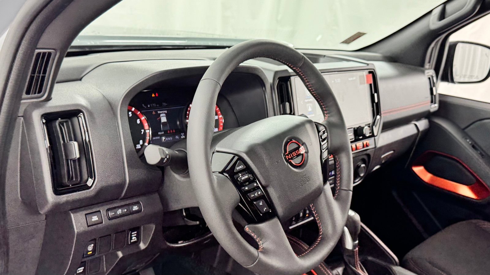 New 2026 Nissan Frontier PRO-4X w/ Pro-4x Convenience Package AWD/4WD image 36
