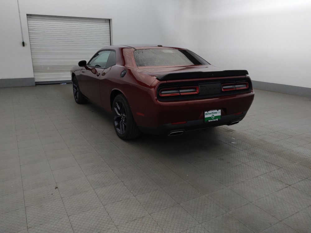 Used 2021 Dodge Challenger SXT w/ Blacktop Package RWD image 5