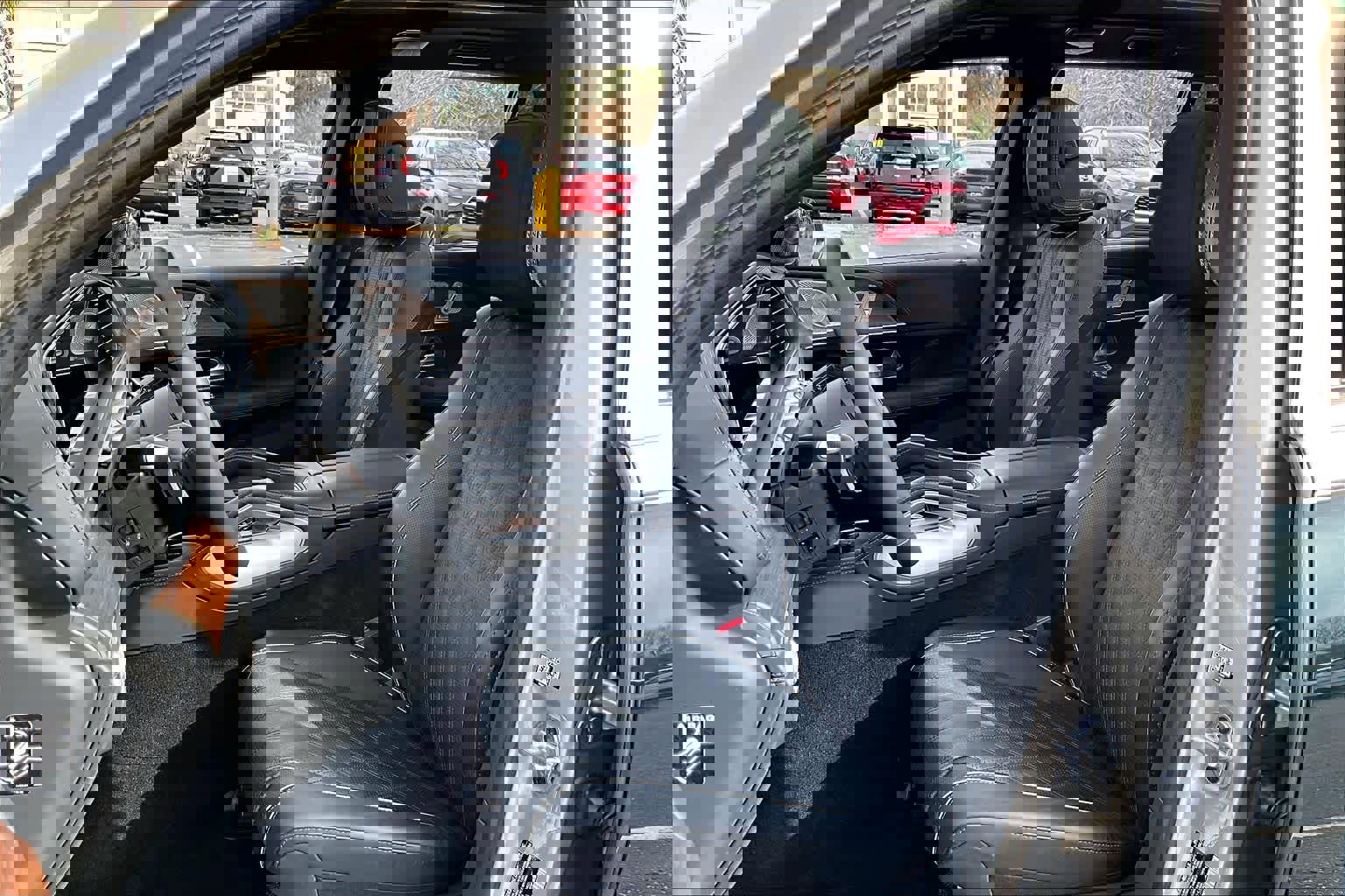 Used 2024 Mercedes-Benz Maybach GLS 600 4MATIC image 8