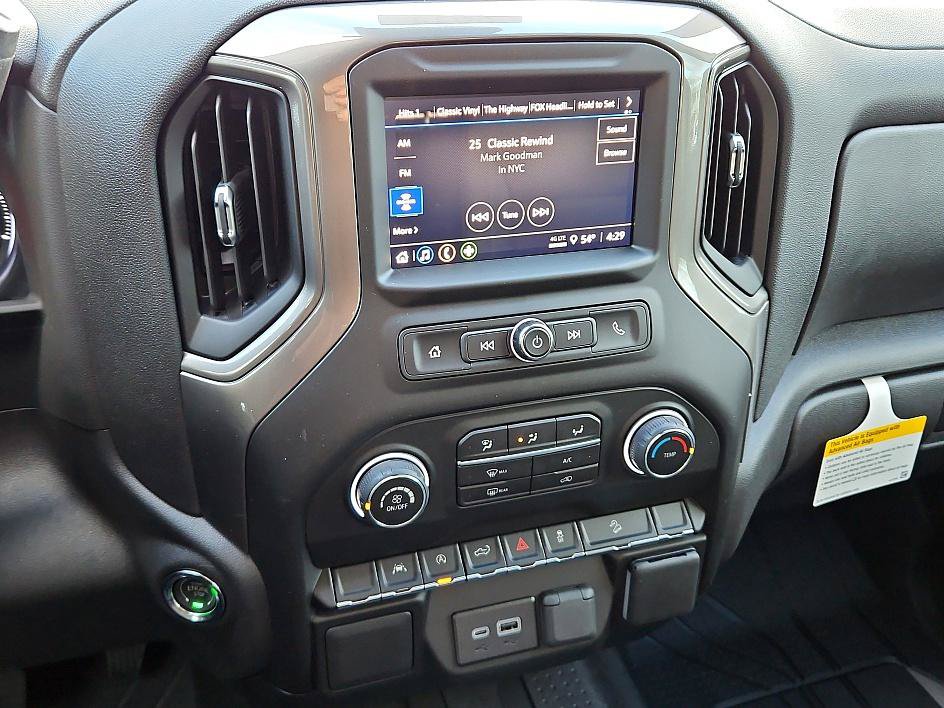 New 2026 Chevrolet Silverado 1500 Custom Trail Boss w/ Turbomax Blackout Package AWD/4WD image 17