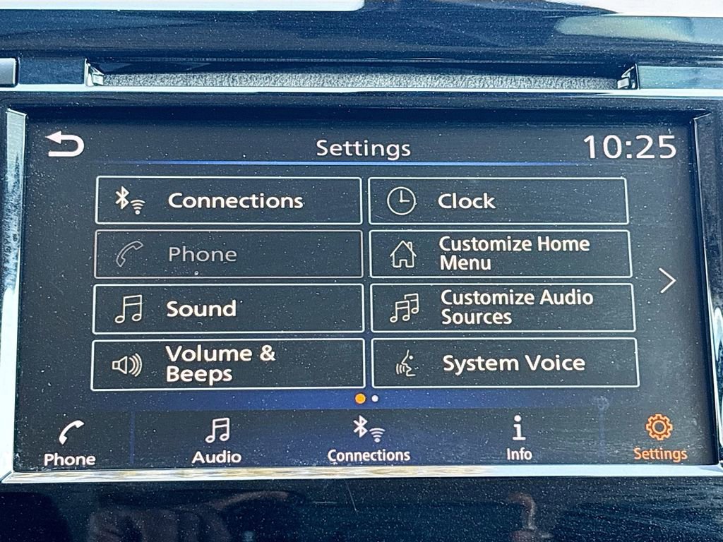 Used 2022 Nissan Rogue Sport SV image 15