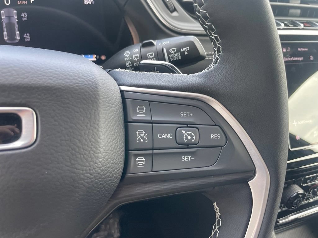 New 2026 Jeep Grand Cherokee Laredo X AWD/4WD image 16
