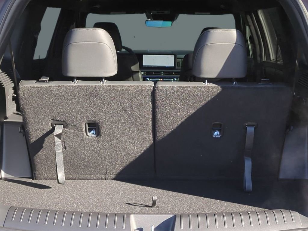 New 2026 Hyundai Santa Fe Calligraphy image 14