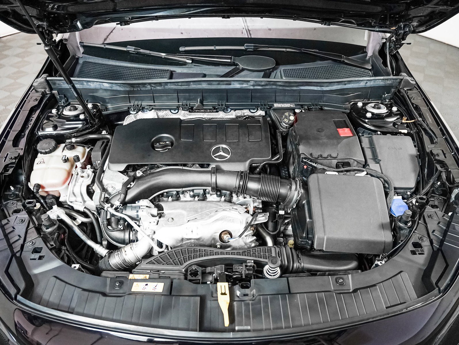 Certified 2022 Mercedes-Benz GLB 250 image 3