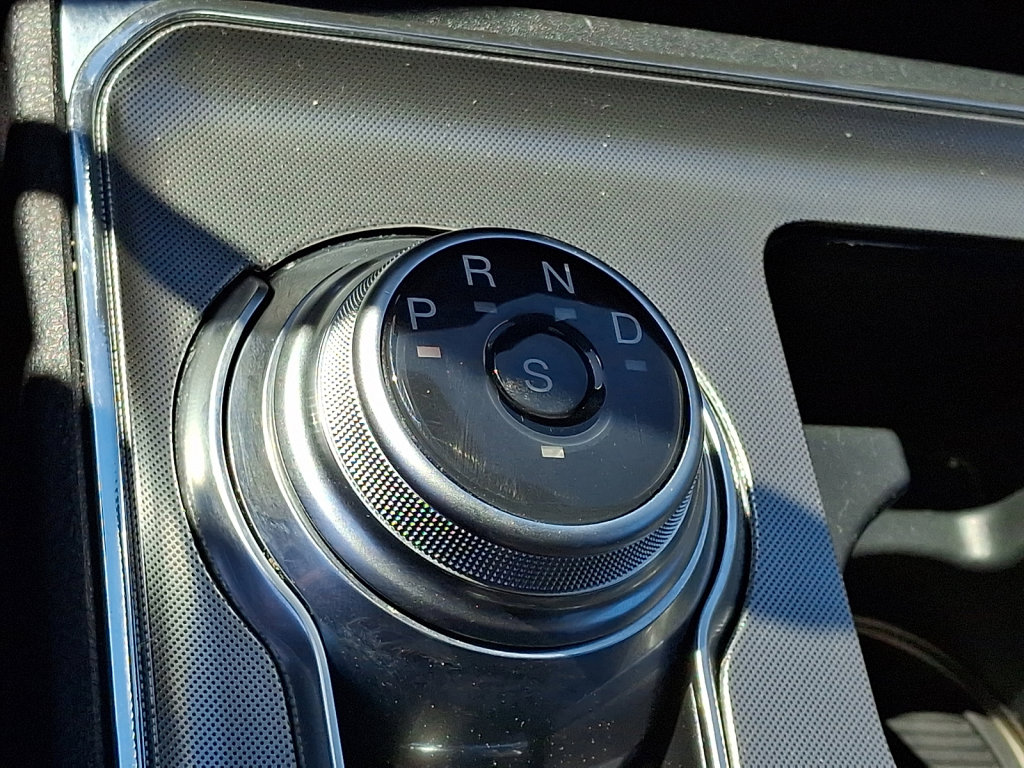 Used 2024 Ford Edge Titanium AWD/4WD image 27