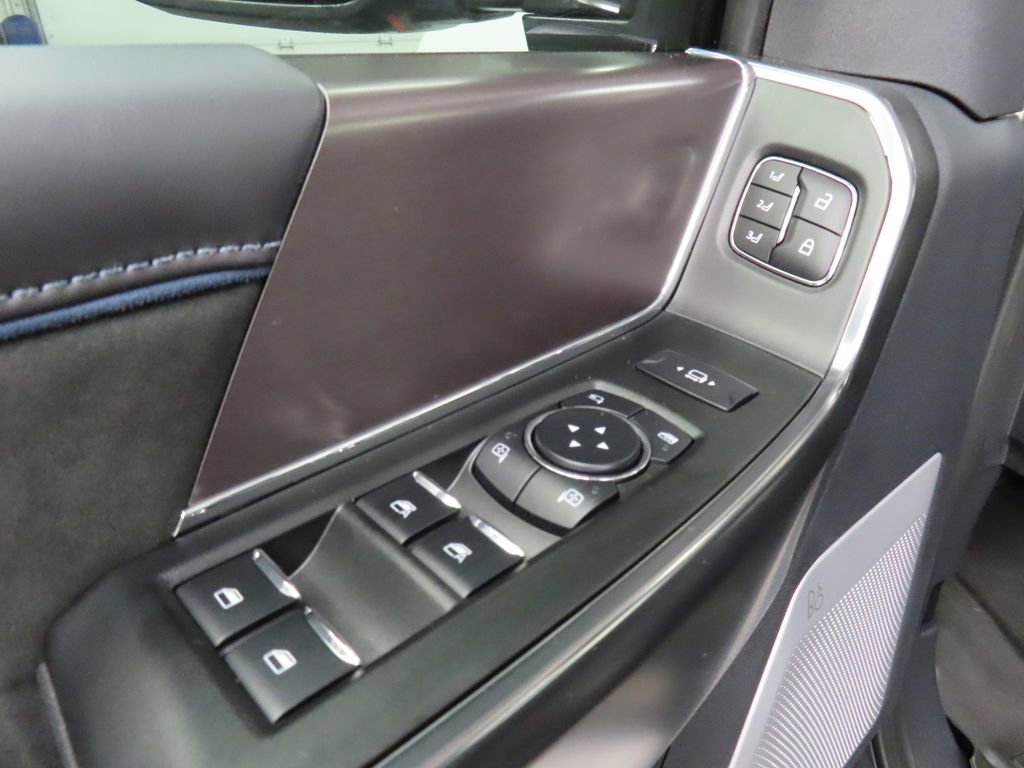 Used 2026 Ford F250 Platinum w/ Tremor Off-Road Package image 56