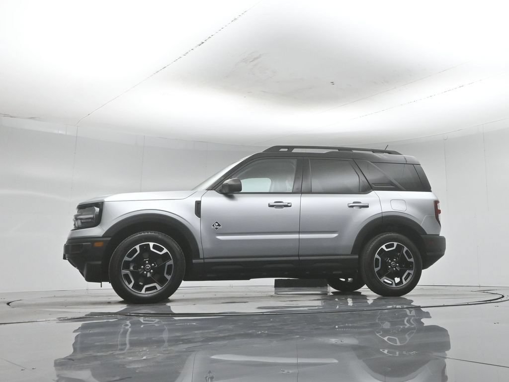 Certified 2023 Ford Bronco Sport Outer Banks w/ Tech Package AWD/4WD image 54
