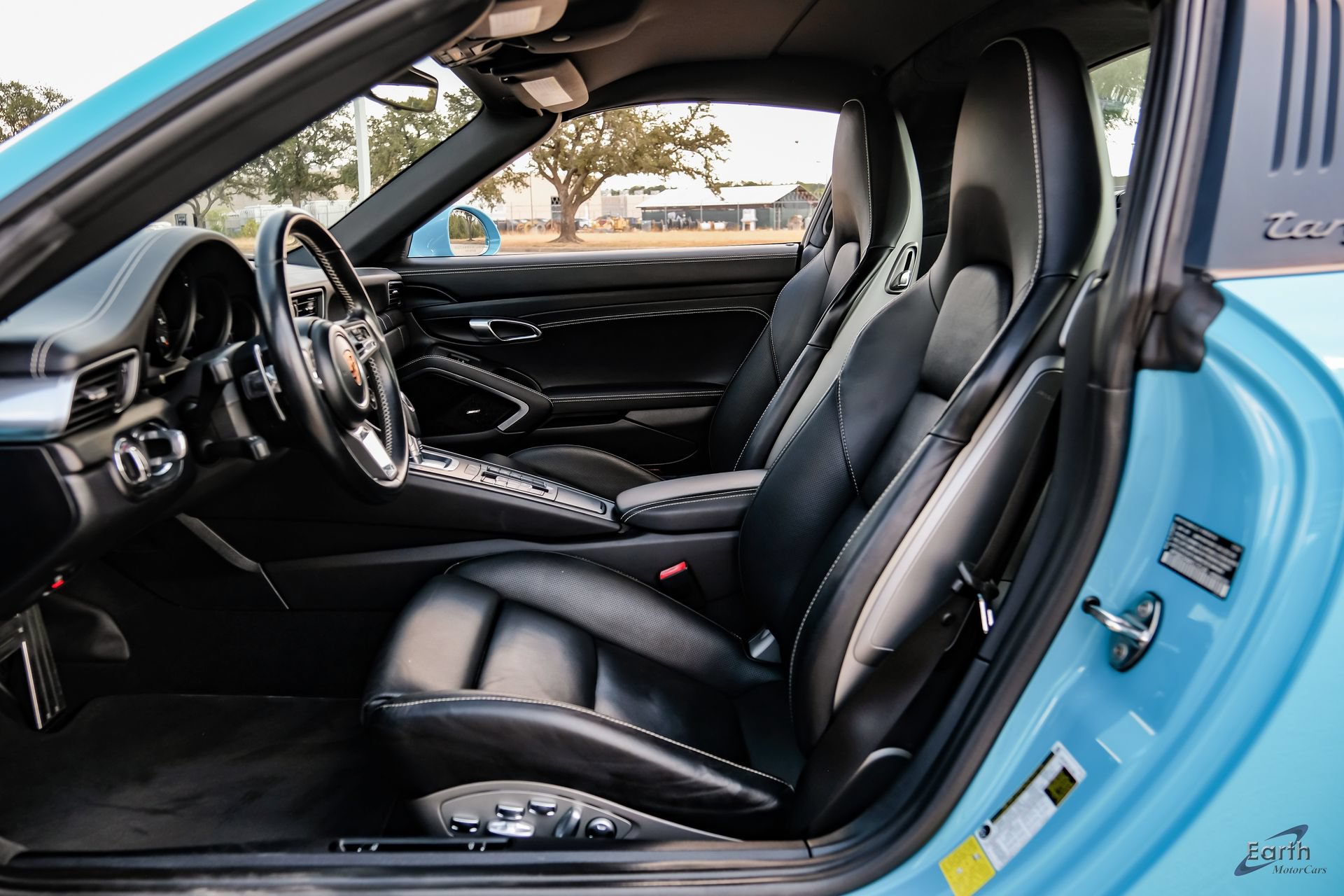 Used 2019 Porsche 911 Targa 4 GTS AWD/4WD image 32