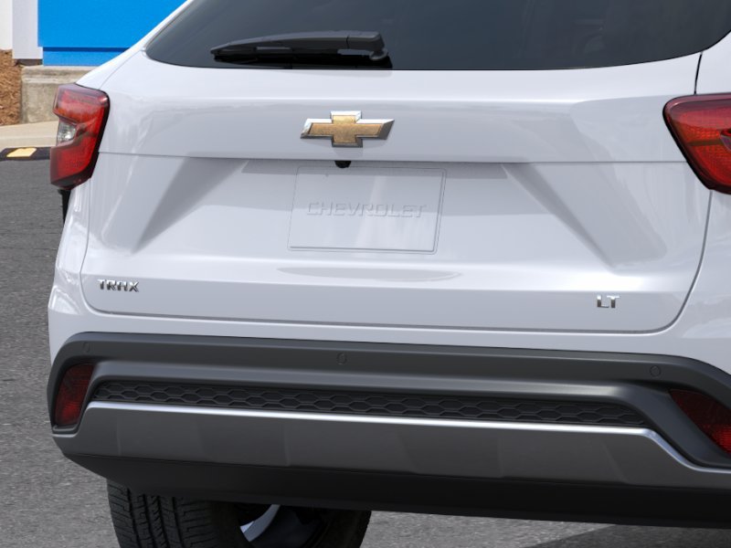 New 2026 Chevrolet Trax LT w/ Sunroof Package FWD image 14