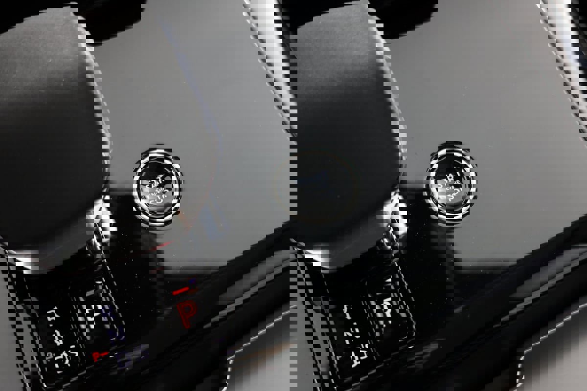 Used 2024 Land Rover Range Rover Sport Dynamic SE image 19