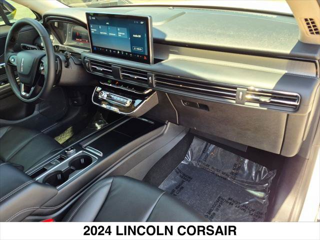 Certified 2024 Lincoln Corsair AWD w/ Equipment Group 101A image 27