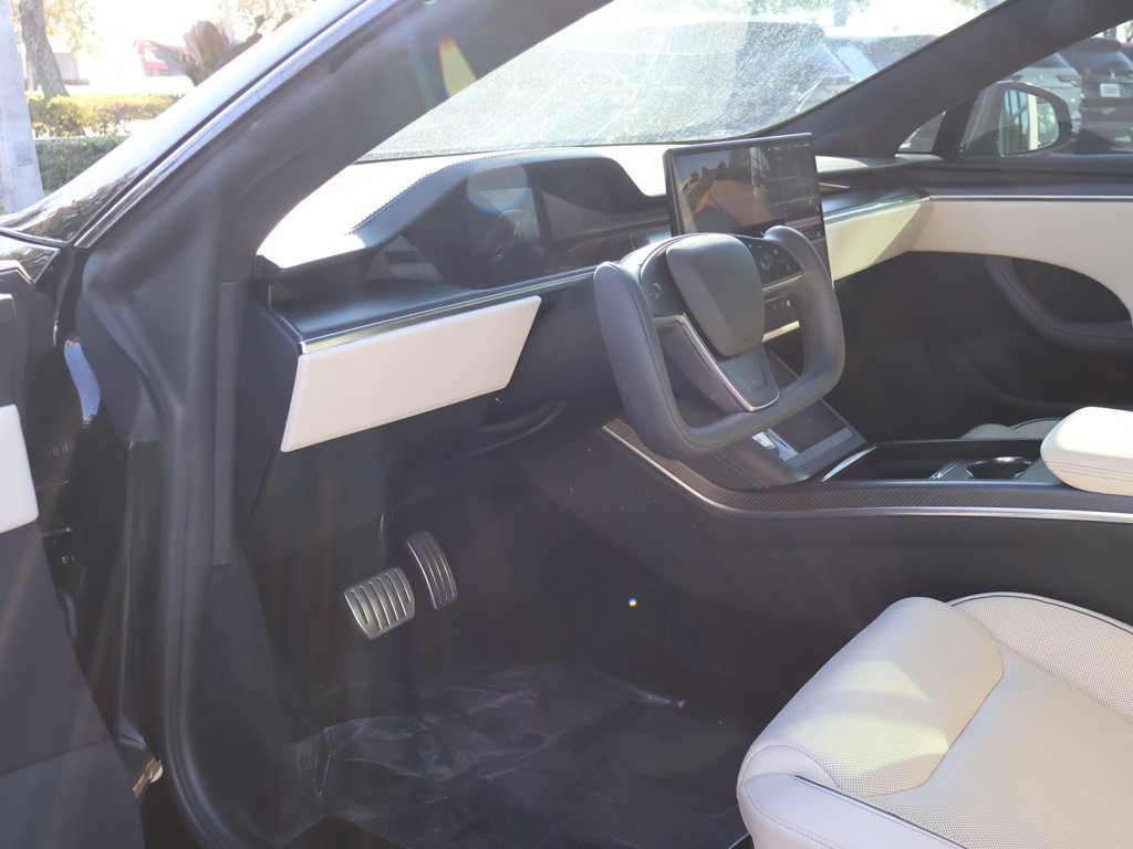 Used 2023 Tesla Model S Plaid image 31