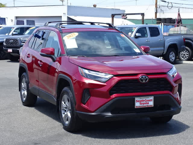 Used 2025 Toyota RAV4 XLE w/ Convenience Package AWD/4WD image 2